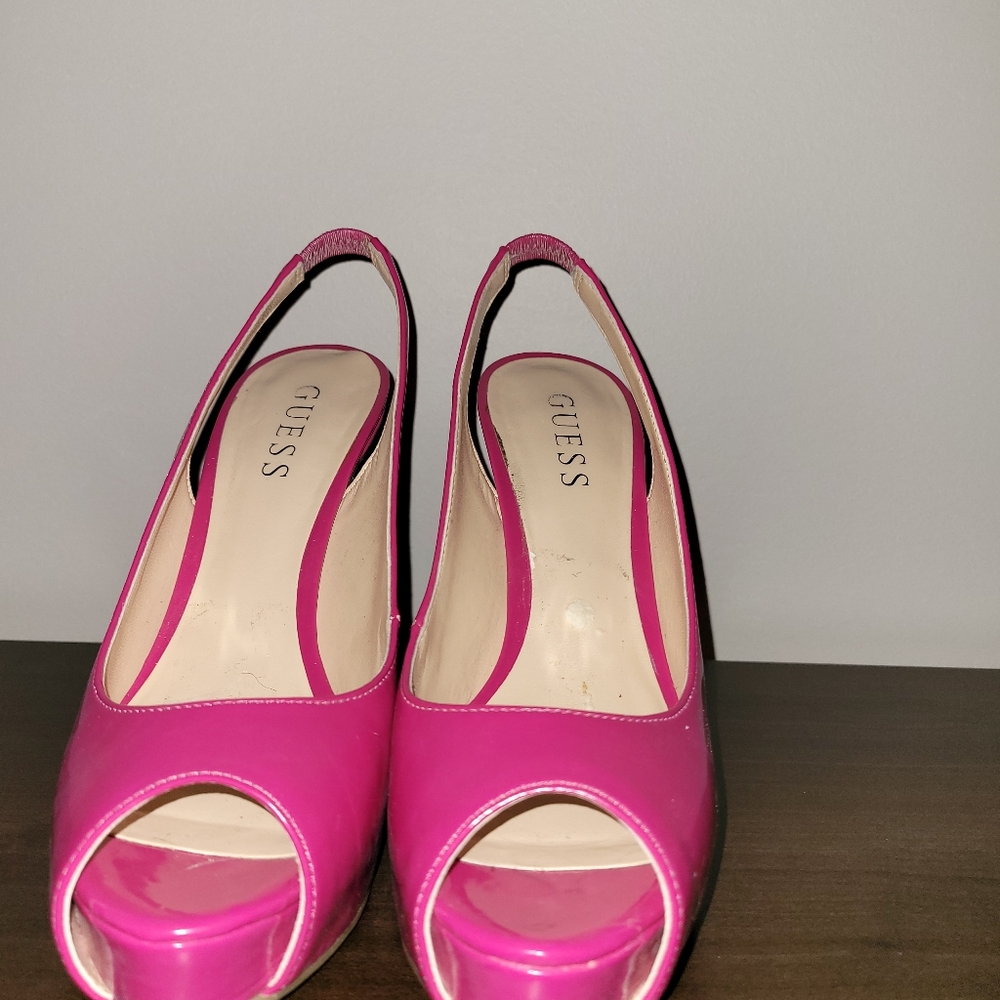 Nice, peep toe pumps